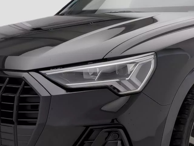 Audi Q3 Black line 35 TDI 110 kW (150 CV) S tronic de segunda mano
