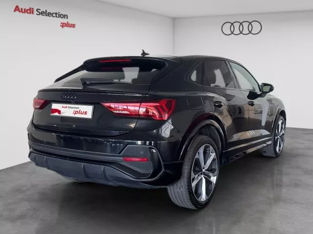 Audi Q3 Black line 35 TFSI 110 kW (150 CV) S tronic de segunda mano