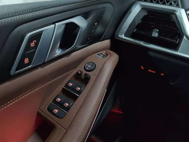 BMW X5 xDrive40d xLine 259 kW (352 CV) de segunda mano