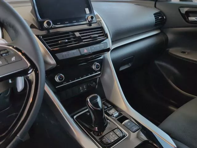 Mitsubishi Eclipse 2.4 PHEV Kaiteki 4WD Auto 138 kW (188 CV) de segunda mano