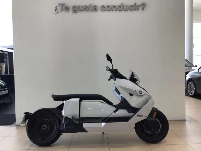 BMW CE 04 de segunda mano