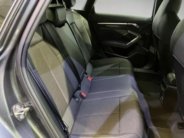 Audi A3 Black line edition 35 TFSI 110 kW (150 CV) S tronic de segunda mano