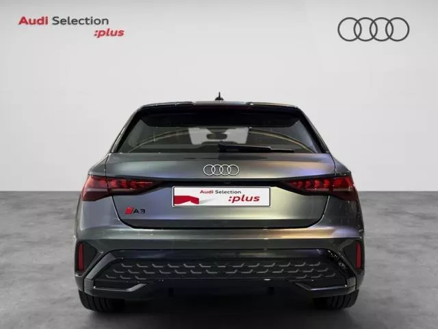 Audi A3 Black line edition 35 TFSI 110 kW (150 CV) S tronic de segunda mano