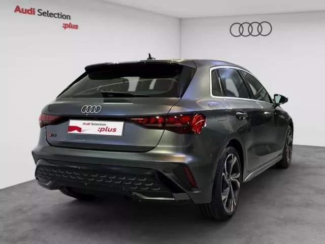 Audi A3 Black line edition 35 TFSI 110 kW (150 CV) S tronic de segunda mano