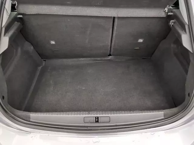 Opel Corsa 1.2 XEL Edition 55 kW (75 CV) de segunda mano