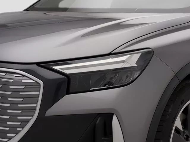 Audi Q4 Black line edition 45 e-tron 82kWh 210 kW (286 CV) de segunda mano