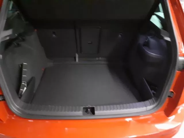 Skoda Karoq 1.5 TSI ACT Sportline 110 kW (150 CV) de segunda mano