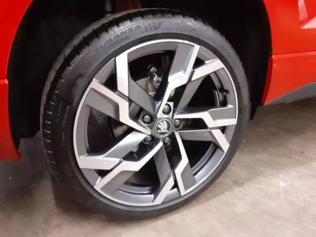 Skoda Karoq 1.5 TSI ACT Sportline 110 kW (150 CV) de segunda mano