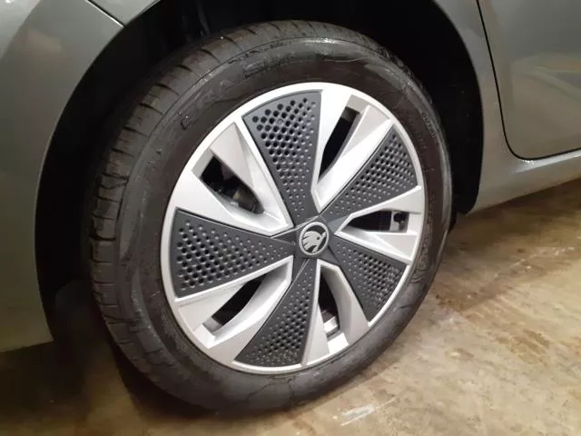 Skoda Scala Design 1.0 TSI DSG 85 kW (115 CV) de segunda mano