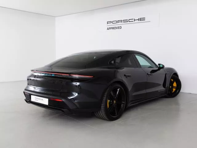 Porsche Taycan Turbo S 560 kW (761 CV) de segunda mano