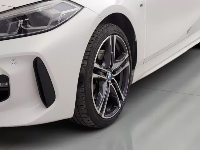 BMW Serie 1 118i 103 kW (140 CV) de segunda mano