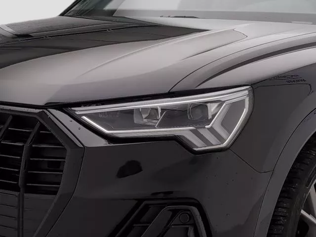 Audi Q3 Black line 35 TDI 110 kW (150 CV) S tronic de segunda mano