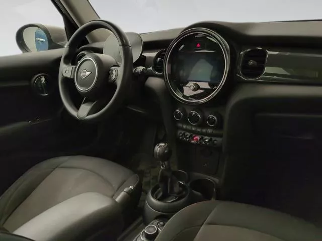 MINI 5 Puertas Cooper 100 kW (136 CV) de segunda mano