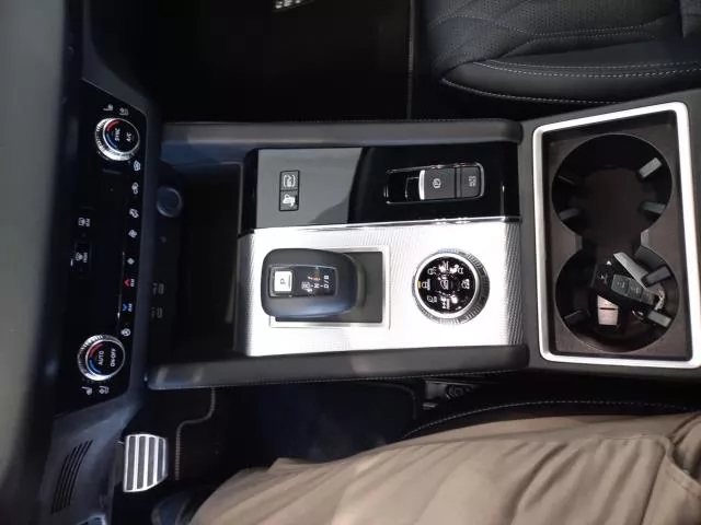 Mitsubishi Outlander 2.4 PHEV Kaiteki+ 4WD Auto 225 kW (306 CV) de segunda mano