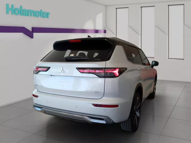 Mitsubishi Outlander 2.4 PHEV Kaiteki+ 4WD Auto 225 kW (306 CV) de segunda mano