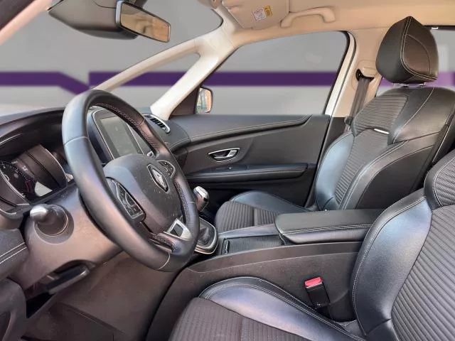 Renault Scenic Zen TCe 103 kW (140 CV) GPF de segunda mano