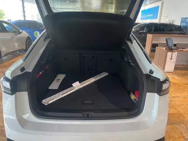 Volkswagen ID.7 Pro 77kWh Auto 210 kW (286 CV) de segunda mano