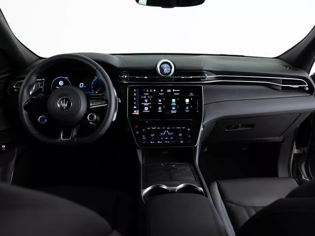 Maserati Grecale 2.0 MHEV GT L4 AWD 221 kW (300 CV) de segunda mano