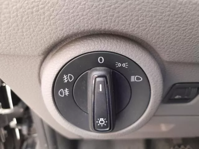 Volkswagen Transporter Furgon Batalla Larga TA 2.0 TDI 81 kW (110 CV) de segunda mano