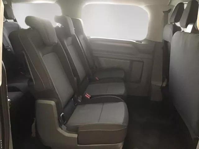 Volkswagen Caravelle Batalla Corta 2.0 TDI 110 kW (150 CV) de segunda mano