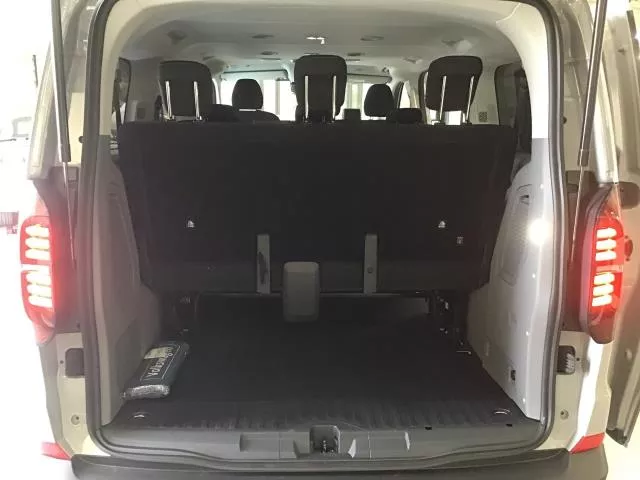 Volkswagen Caravelle Batalla Corta 2.0 TDI 110 kW (150 CV) de segunda mano