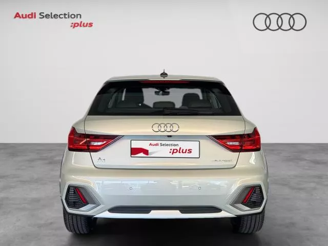 Audi A1 Adrenalin 30 TFSI 85 kW (116 CV) S tronic de segunda mano