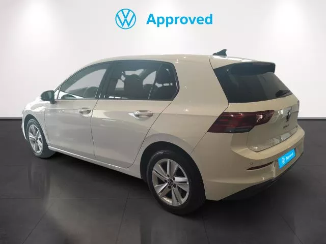 Volkswagen Golf 1.0 eTSI 81 kW (110 CV) DSG de segunda mano