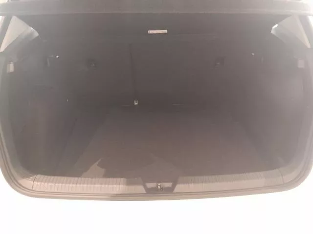 Volkswagen Golf 1.0 eTSI 81 kW (110 CV) DSG de segunda mano