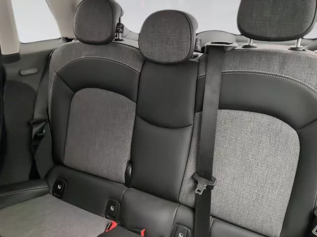 MINI 5 Puertas Cooper 100 kW (136 CV) de segunda mano