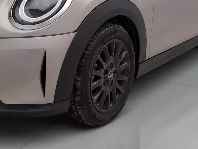 MINI 5 Puertas Cooper 100 kW (136 CV) de segunda mano