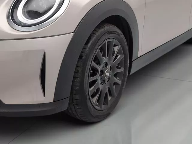 MINI 5 Puertas Cooper 100 kW (136 CV) de segunda mano