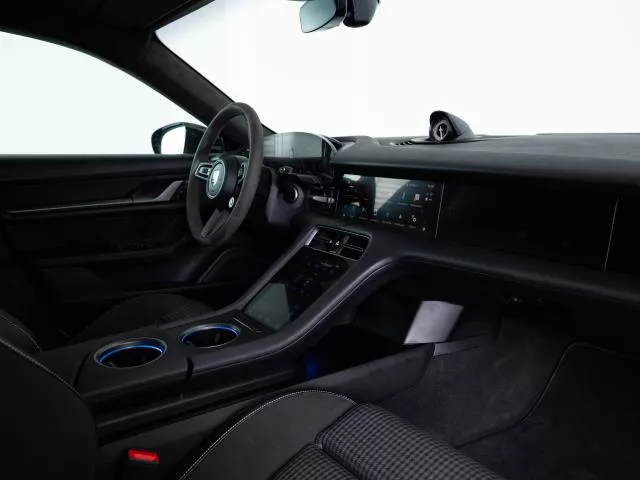 Porsche Taycan Turbo S 700 kW (952 CV) de segunda mano
