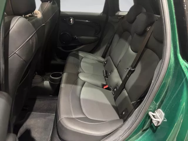 MINI 5 Puertas Cooper 100 kW (136 CV) de segunda mano