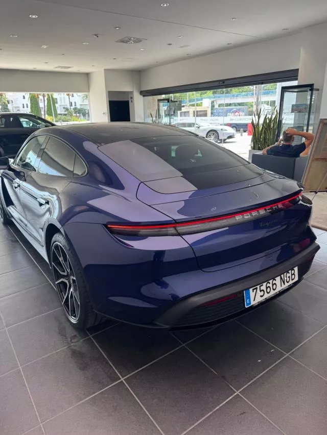 Porsche Taycan 300 kW (408 CV) de segunda mano