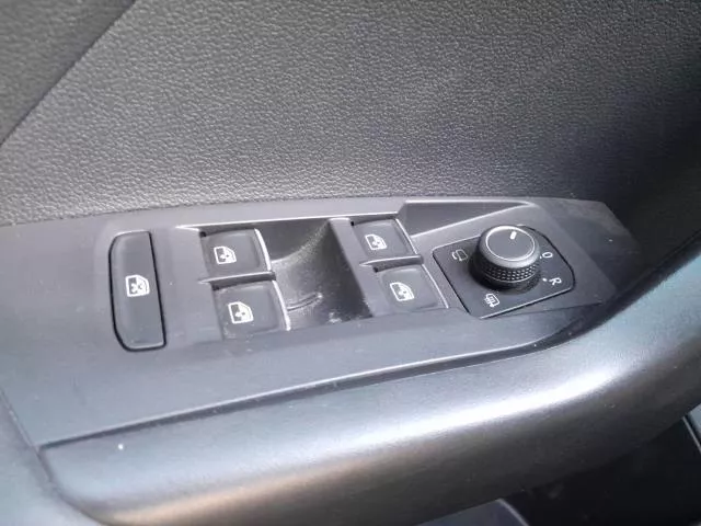 Volkswagen T-Cross Sport 1.0 TSI 81 kW (110 CV) DSG de segunda mano