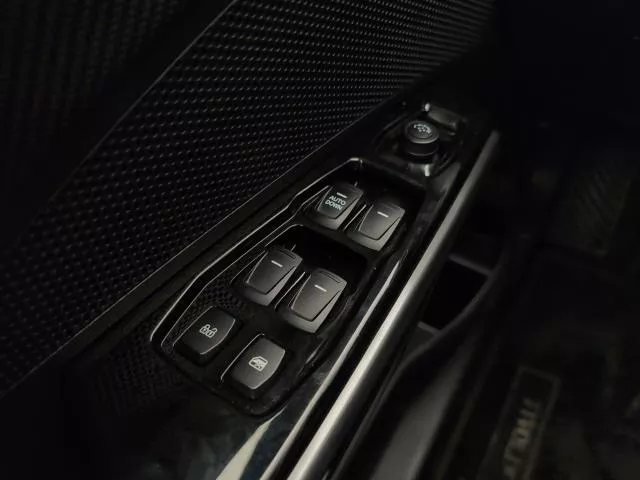 KGM Tivoli G15T Urban Plus Auto 120 kW (163 CV) de segunda mano