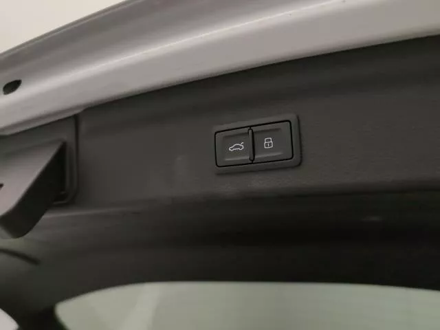 Audi Q3 Black line 35 TDI 110 kW (150 CV) S tronic de segunda mano