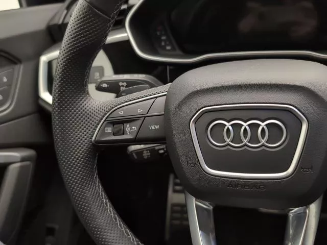 Audi Q3 Black line 35 TDI 110 kW (150 CV) S tronic de segunda mano