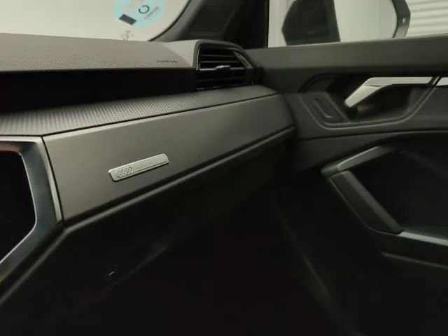 Audi Q3 Black line 35 TDI 110 kW (150 CV) S tronic de segunda mano