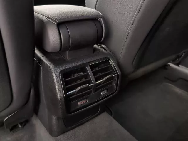 Audi Q3 Black line 35 TDI 110 kW (150 CV) S tronic de segunda mano