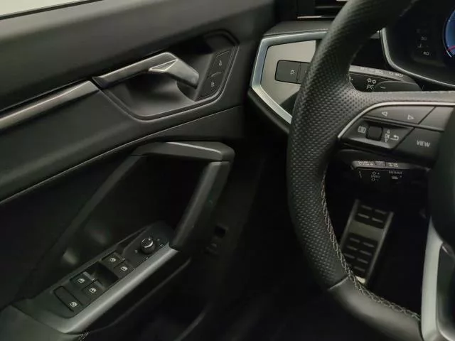 Audi Q3 Genuine edition 35 TDI 110 kW (150 CV) S tronic de segunda mano