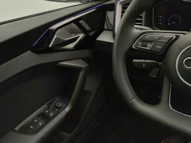 Audi A1 Adrenalin edition 30 TFSI 85 kW (116 CV) de segunda mano