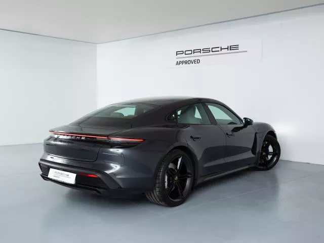 Porsche Taycan Turbo 500 kW (680 CV) de segunda mano
