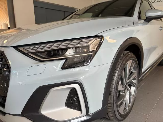 Audi A3 Genuine 35 TFSI 110 kW (150 CV) S tronic de segunda mano