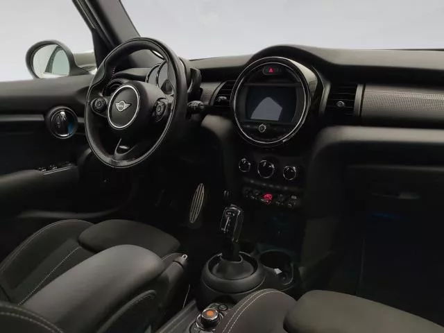 MINI 5 Puertas Cooper 100 kW (136 CV) de segunda mano