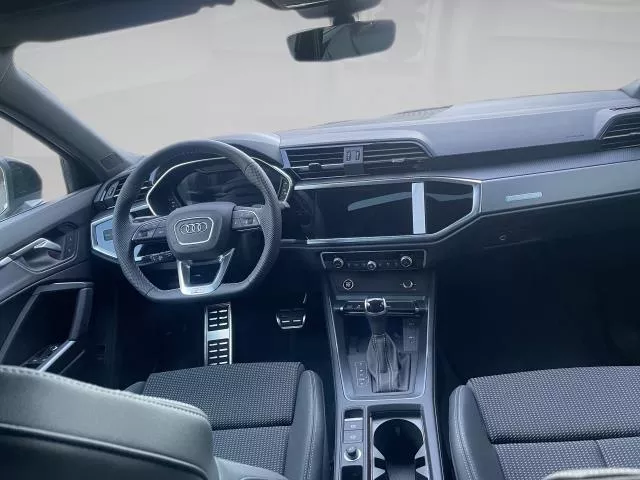 Audi Q3 Black line 35 TDI 110 kW (150 CV) S tronic de segunda mano