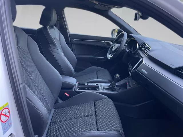 Audi Q3 Black line 35 TDI 110 kW (150 CV) S tronic de segunda mano