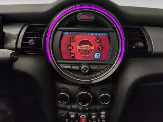 MINI Cabrio Cooper 100 kW (136 CV) de segunda mano