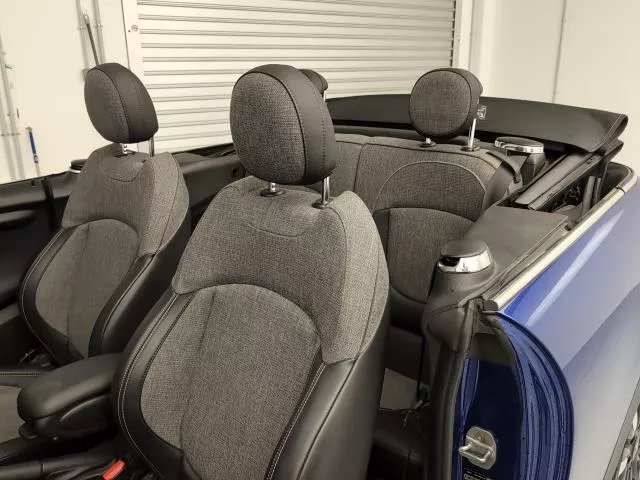 MINI Cabrio Cooper 100 kW (136 CV) de segunda mano