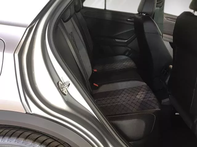 Volkswagen T-Roc R-Line 1.5 TSI 110 kW (150 CV) DSG de segunda mano